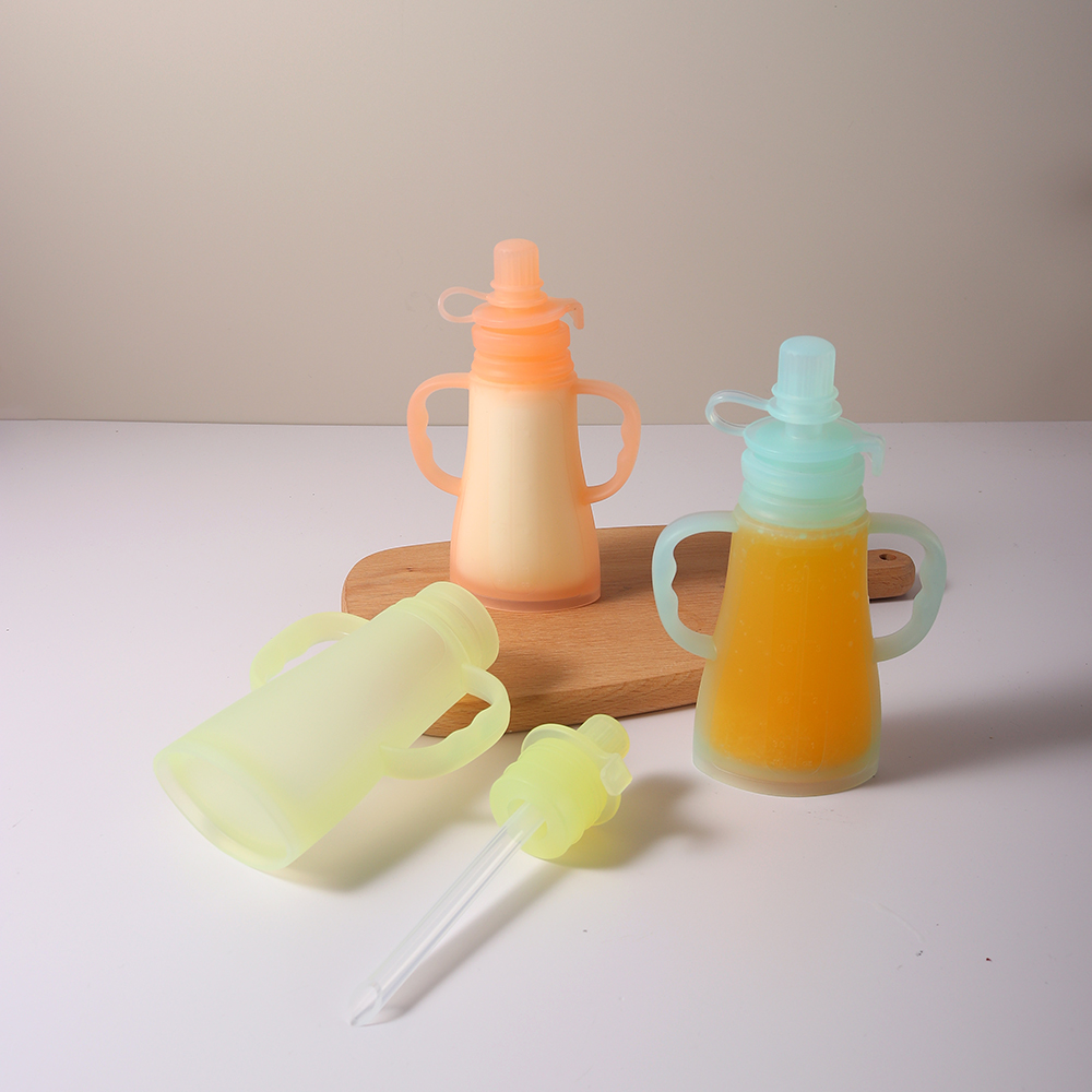 New Reusable Silicone Breast M - Baby Puree Pouch 评论和价格
